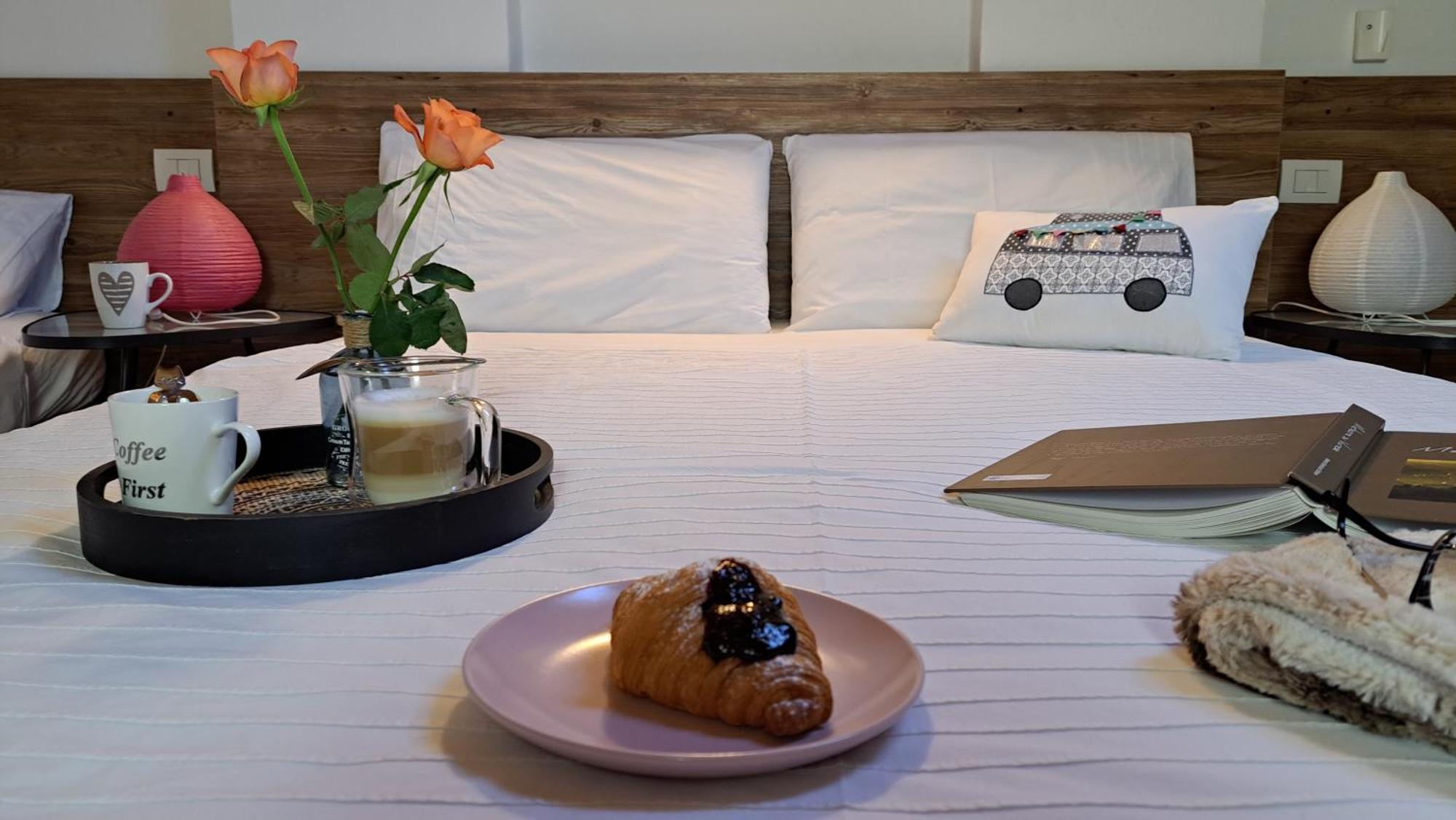 Bed & Breakfast Le Due G Βαρέζε Εξωτερικό φωτογραφία