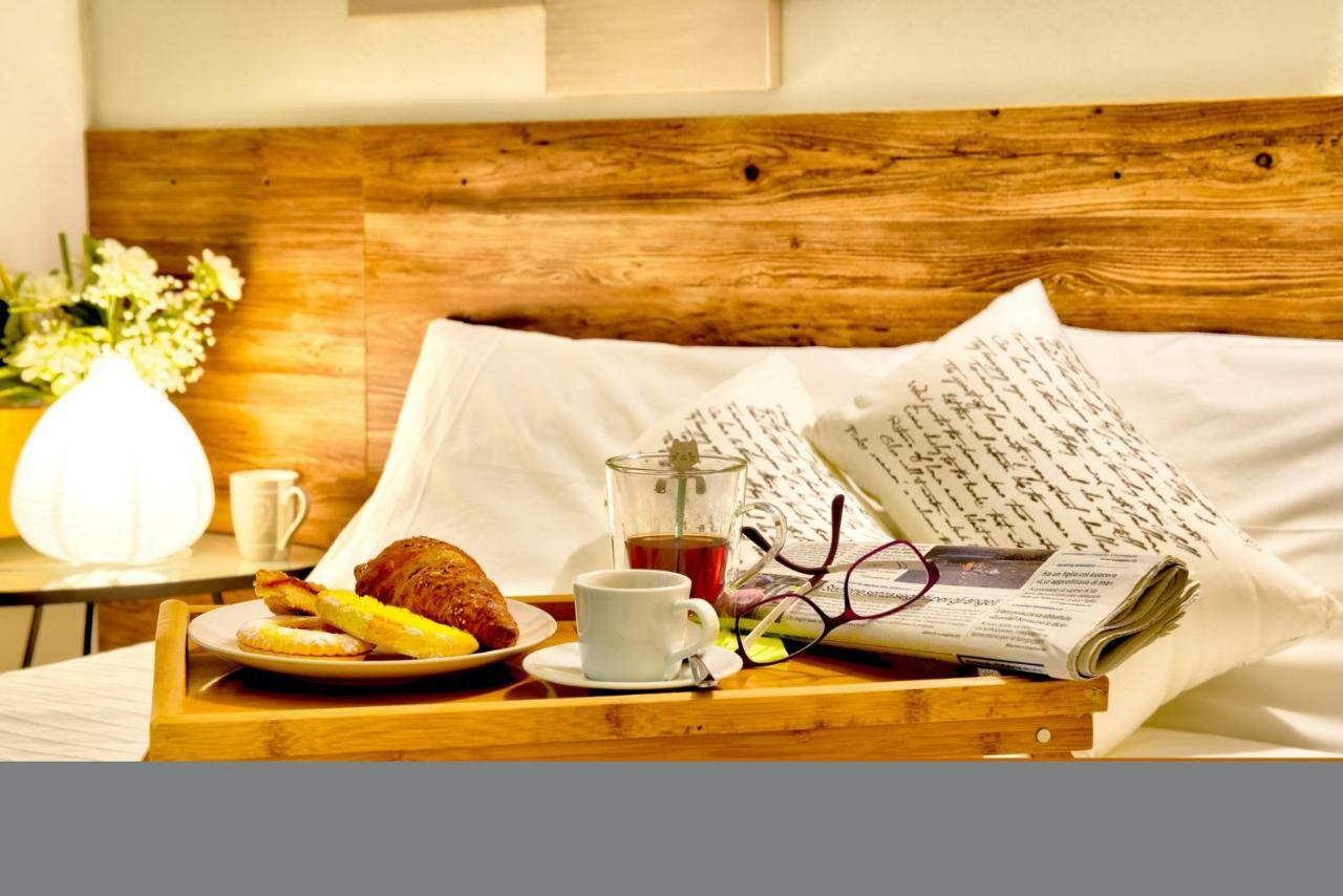 Bed & Breakfast Le Due G Βαρέζε Εξωτερικό φωτογραφία